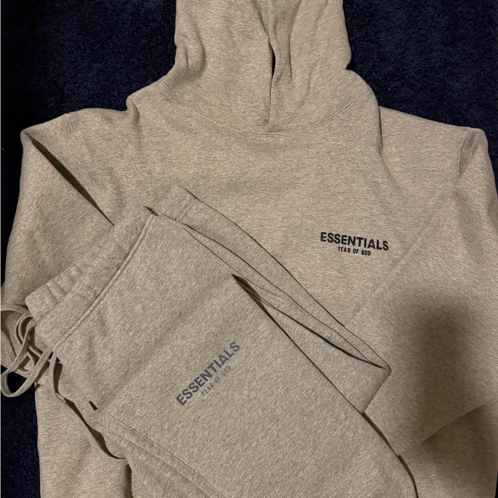 NWT Essentials Dark Oatmeal Sweatsuit for Men Size XXL